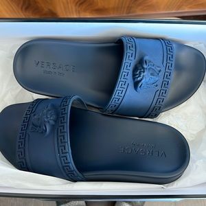 Brand new Versace Palazzo Slides